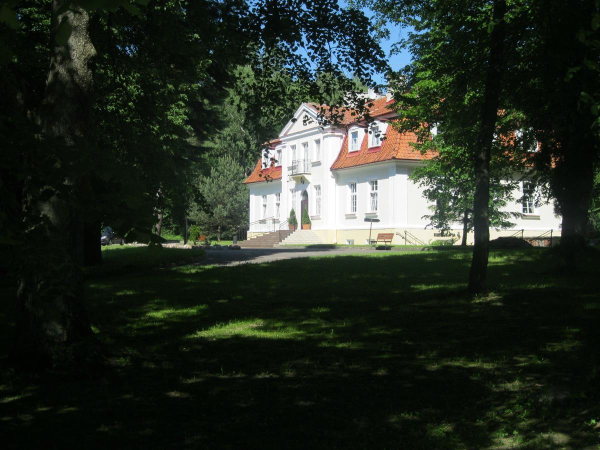 Hotel Ksiezycowy Dworek Kętrzyn Exteriér fotografie
